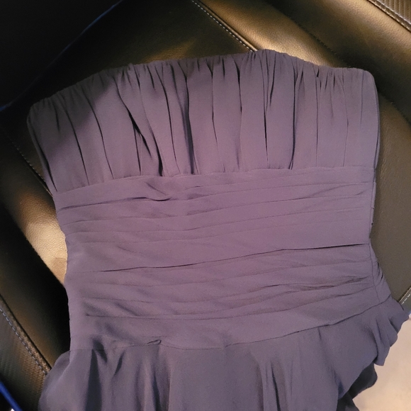 Navy blue, strapless and flowy evening dress - Picture 5 of 5